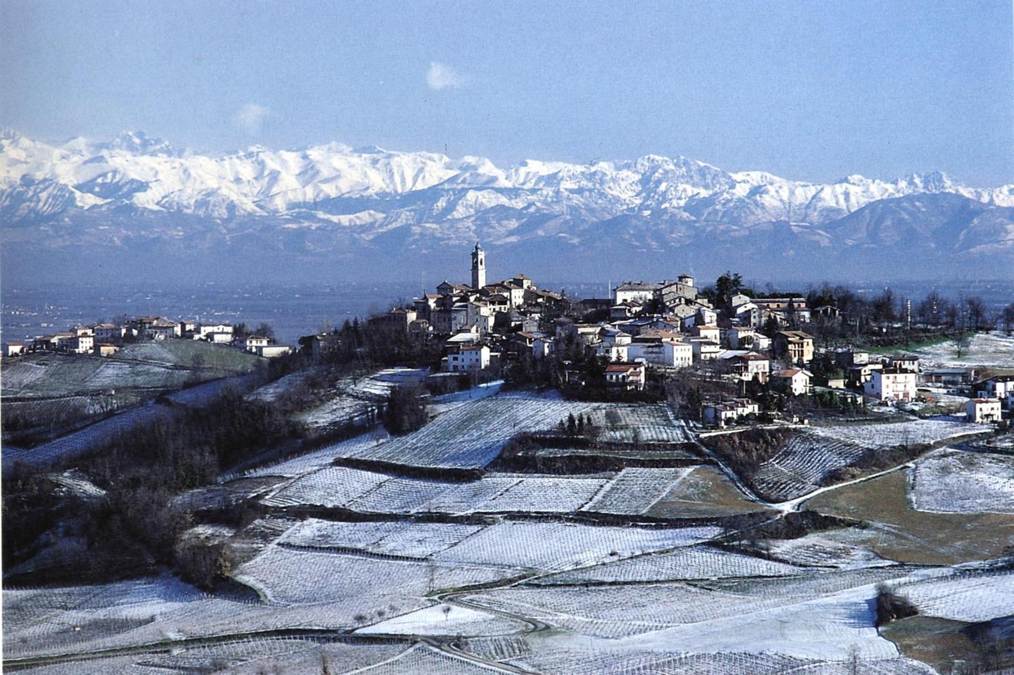 Casavacanzedezza Montecalvo Versiggia 外观 照片